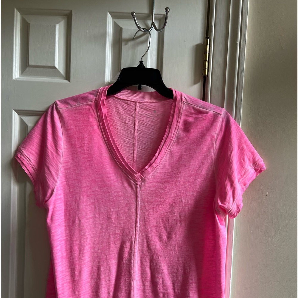 Elliott Lauren V Neck Tee Hot Pink Women’s XL